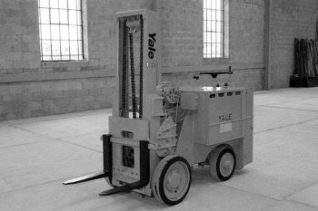 old yale forklift