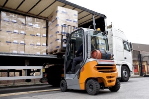 lorry loading with forklift