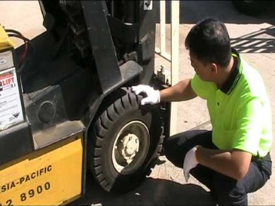 pre use checks on forklift